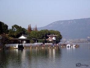 韋(wei)金勇 蘇(su)州(zhou)常(chang)熟(shu)沙(sha)家浜 尚湖 興(xing)福寺壹日遊(you) 別忘了(le)尋找興(xing)福寺裏(li)三(san)大寶