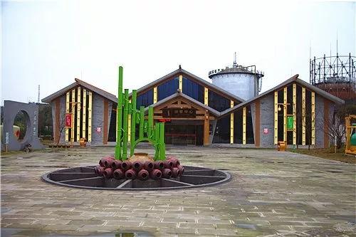 長寧(ning)這(zhe)家(jia)企業(ye)將(jiang)工(gong)廠(chang)打(da)造(zao)成(cheng)國家3a級(ji)旅遊(you)景區(qu)